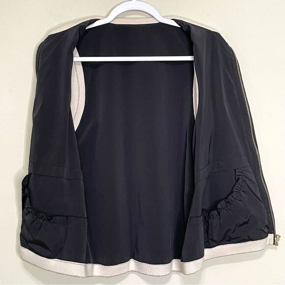 Chico’s Zenergy Reversible Roxy Rib Vest Zip Up Snap Button Athleisure Size M - Picture 12 of 16